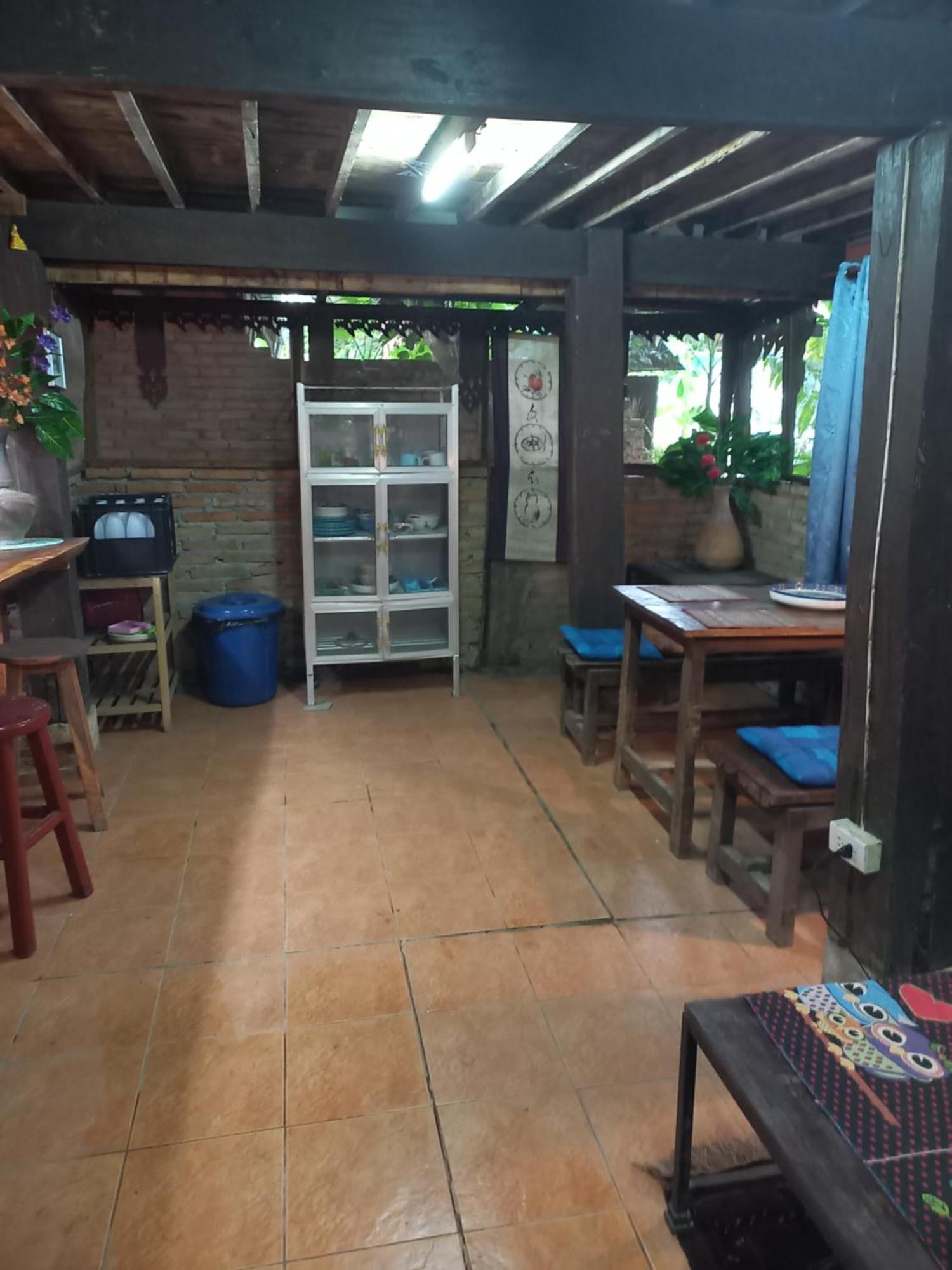 Teak House Chiang Mai — Photos 3